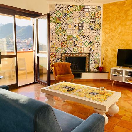 Donna Filomena Casa Vacanza Park Bougainville Salerno Ngoại thất bức ảnh
