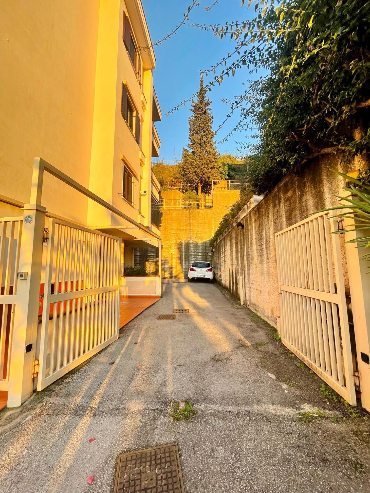 Donna Filomena Casa Vacanza Park Bougainville Salerno Ngoại thất bức ảnh