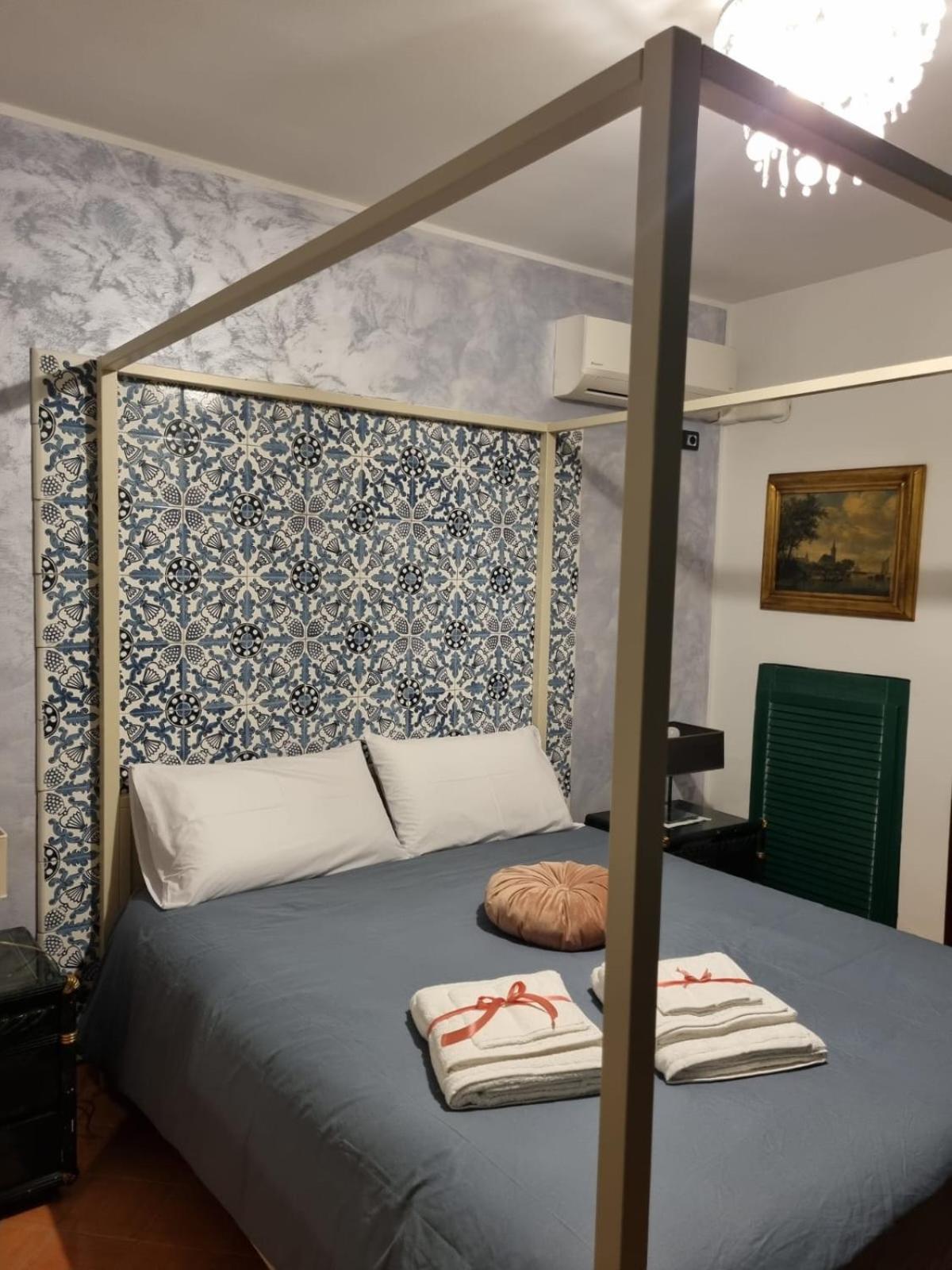 Donna Filomena Casa Vacanza Park Bougainville Salerno Ngoại thất bức ảnh
